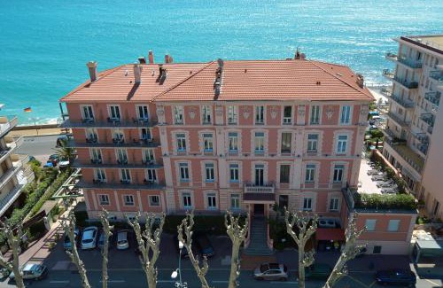 Menton Hotel | Best Western Premier Hotel Prince de Galles