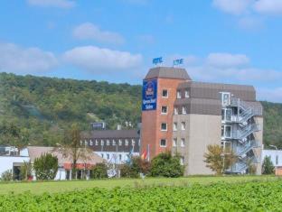 Niefern Hotel | Best Western Queens Hotel Pforzheim-Niefern