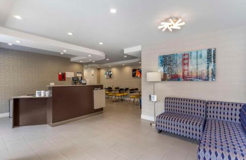 Tenderloin Hotel | Best Western Red Coach Inn