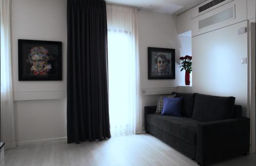 Tel Aviv Promenade Hotel | Best Western Regency Suites