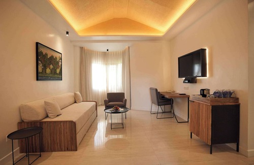 Bhiwadi Hotel | Best Western Resort Country Club
