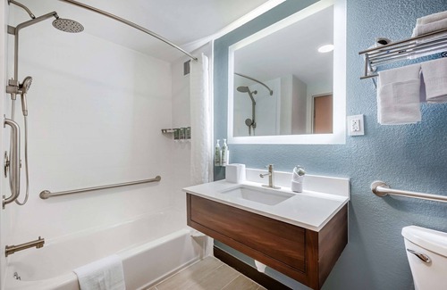 Ashland Hotel | Best Western River Cities
