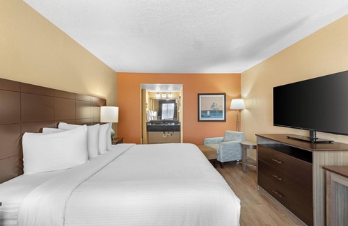Titusville Hotel | Best Western Space Shuttle Inn