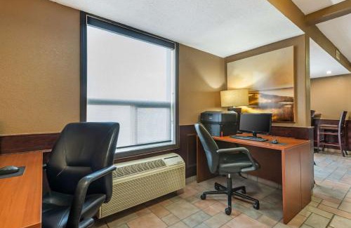 Strathmore Hotel | Best Western Strathmore Inn