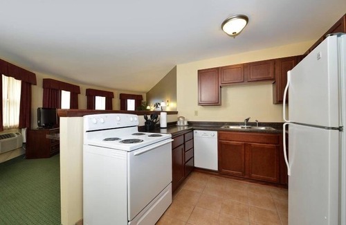 Ashland Hotel | Best Western The Hotel Chequamegon