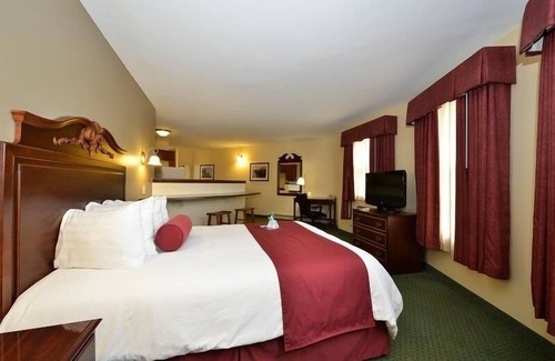 Ashland Hotel | Best Western The Hotel Chequamegon