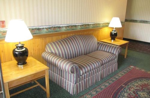 Ithaca Hotel | Best Western University Inn