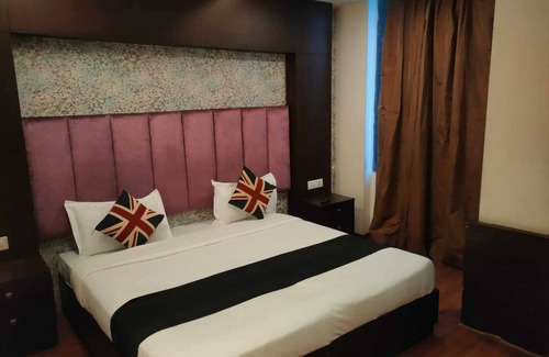 South West Hotel | bestest in the locality with premium amenities