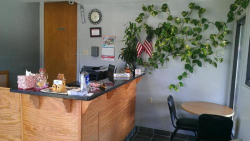 Ruidoso Downs Hotel | Bestway Inn