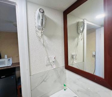Windsor Hotel | Bestway Motel