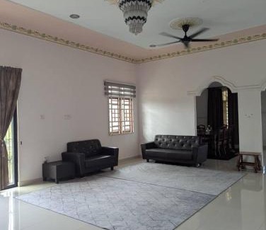 Kampung Gong Mak Som House | BESUT Homestay Hejau 5R3B