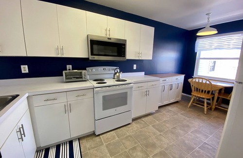 Ocean View Condo | Bethany Bay Beach Oasis, 4 Bed 3 bath, pool, golf, kayak, Ocean View
