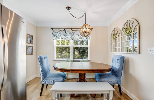 Ocean View Condo | Bethany Bay Dog-Friendly Getaway w/Free WiFi, Shared Pool, & Sports Courts