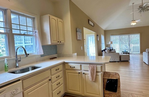 Ocean View House | Bethany Bay Fabulous! Golf, swimming, tennis, water access, and so much more!