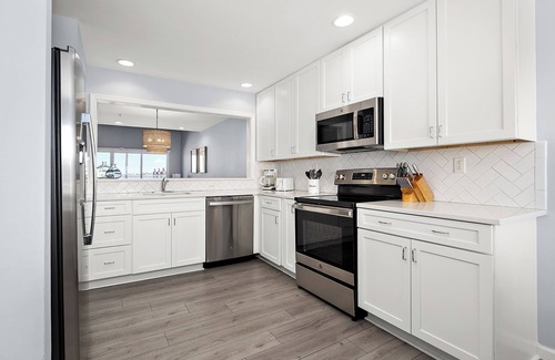 Ocean View Condo | Bethany Bay Hideaway: Spacious, Modern 4 Bed 4 Bath Condo, Water & Wetland Views
