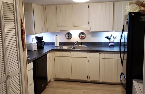 Ocean View Condo | Bethany Bayfront condo priced reduced 40% due to late cancellation.