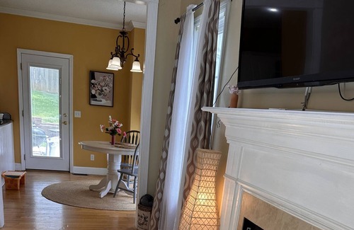 Cleveland House | Bethel house: Spacious home centrally located to Lee, mountains & Chattanooga