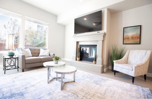 Washington House | Beths Place Near Sand Hollow and Zion NP