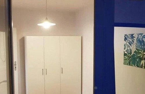 Saska Kepa House | Better Choice For Your Vacation! 4 Awesome units w/ Parking near Castle Square
