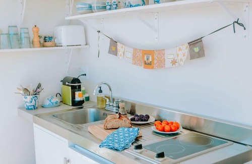 Vashon Island Apartment | Betty's Blue - A Room with a View