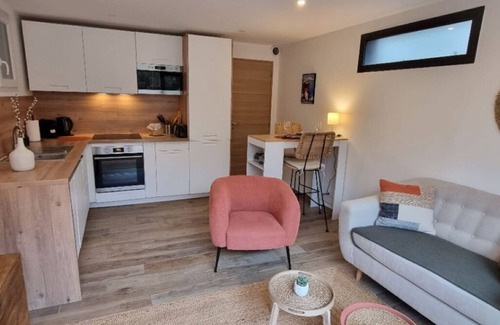 Cabries House | Between Aix-en-Pce and Marseille, fully-equipped detached house, swimming pool