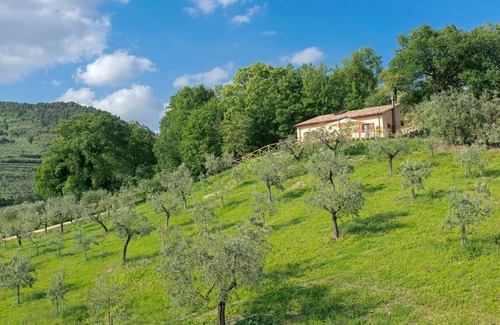 Spello Cottage | Between art and nature farm in Umbria Green Heart of Italy
