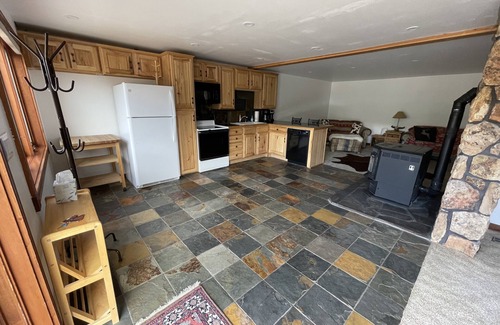 Cody House | Between Cody & Yellowstone Lodging & Fishing on The Shoshone River (Listing #2)