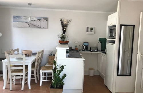 Le Dramont Apartment | Between sea and mountains, between Cannes and Saint Tropez