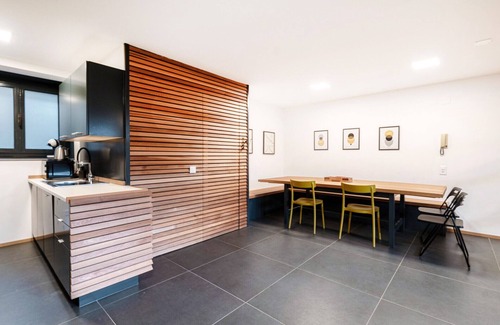 Vacallo Apartment | Between the hills bordering Italy (Modern Flat)