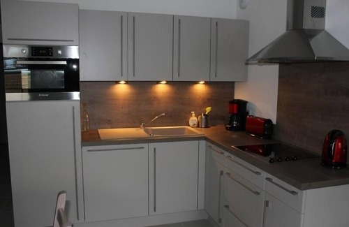 Gerardmer Apartment | Between the lake and town center, 75 m², enclosed parking, terrace, elevator, WIFI