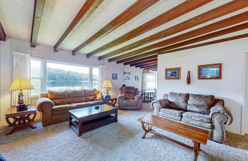 Land O Lakes House | Between the Lakes