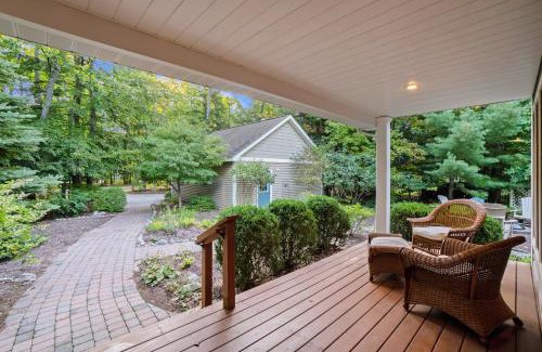 Glen Arbor House | Between the Lakes