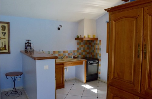 Villesiscle House | Between Toulouse and Carcassonne Holiday home with private swimming pool
