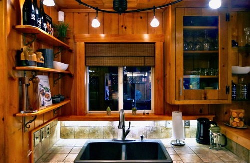 Idyllwild Cabin | Between Two Pines, Wellness Escape with Sauna, Hot Tub, Cold Plunge