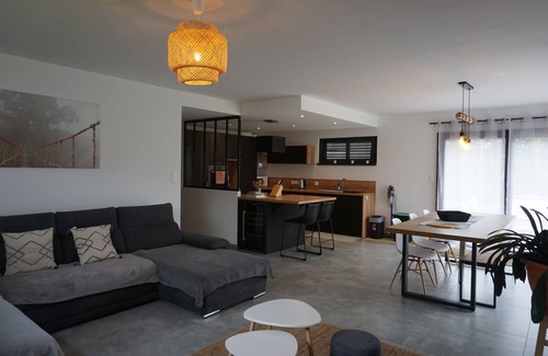 Dieffenthal House | Between vineyards and castles - large, quiet house