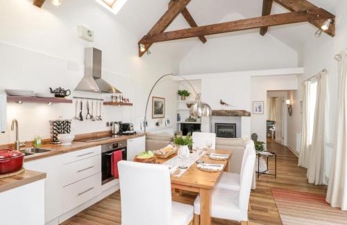 Penisarwaun House | Beudy Hywel