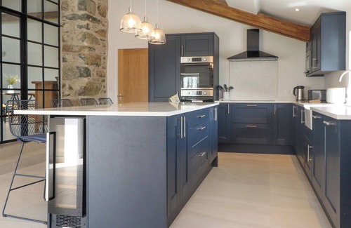 Porthmadog Cottage | BEUDY MAWR, pet friendly, luxury holiday cottage in Tremadog