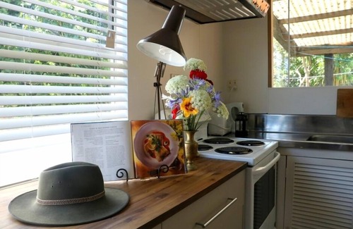 Whangamata House | Beverley Tce bach, tropical, funky and spacious.