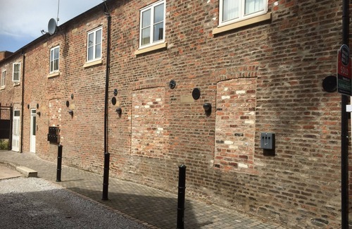 Beverley Apartment | Beverley town centre modern duplex apartment