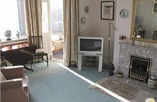 Bexhill-on-Sea Apartment | Bexhill-on-sea Seafront Holiday Apartment close to all local amenities