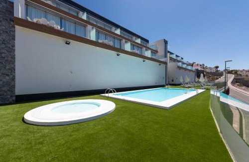 Puerto Rico Apartment | Beyond Amadores by Vector