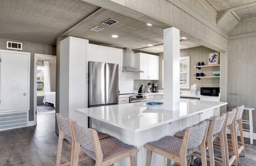 Gulf Shores House | Beyond Blue - Beachfront Cottage, Pets Welcome!