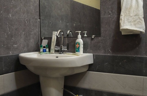 Baraula Hotel | Beyond Stay Ananhyam Resort Sattal