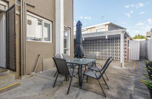 Aspendale House | Beyond the Blue - Beachfront Beauty on Your Doorstep