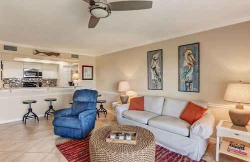 Fernandina Beach Condo | Beyond the Horizon: Oceanfront Sunrise Escape