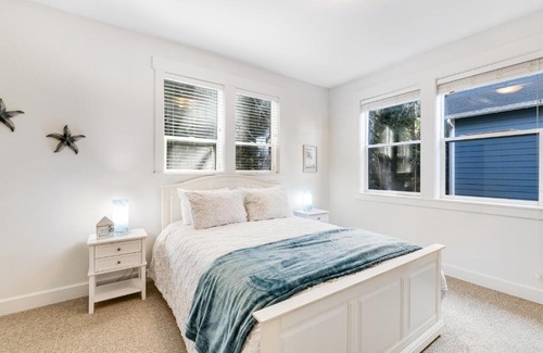 Nelscott House | Beyond the Sea