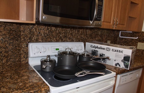 Marathon Villa | BG Beach Front villa Pool Beach Dock Ocean Sleeps 6 W&D Kitchen Parking WiFi BBQ