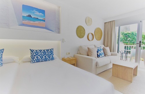 Portinatx Hotel | BG Hotel Portinatx Beach Club