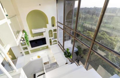 Bonifacio Global City Apartment | BGC RARE 120m2 Golfview 3br Loft with Bathtub&Piano