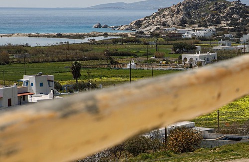 Mikri Vigla Apartment | BH402 - C - Suite Naxos